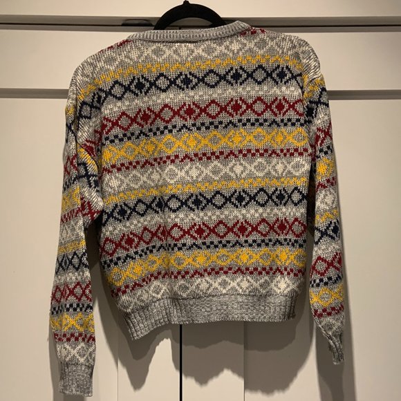 Vintage Sweater - Picture 2 of 3